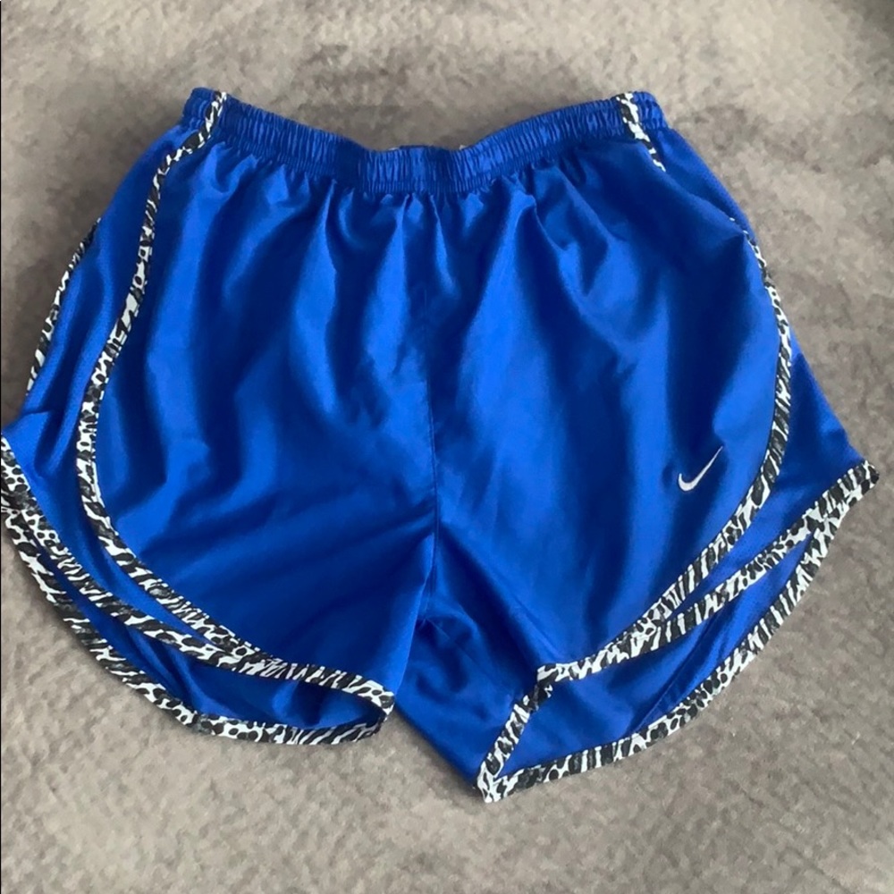 Nike Women’s Dri-Fit shorts, Small